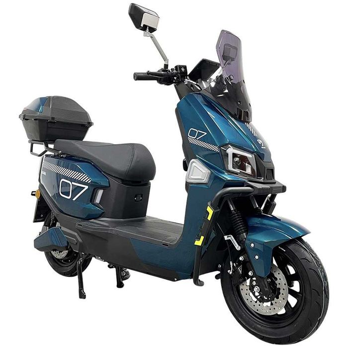 Електроскутер SPARK SP2000E-7