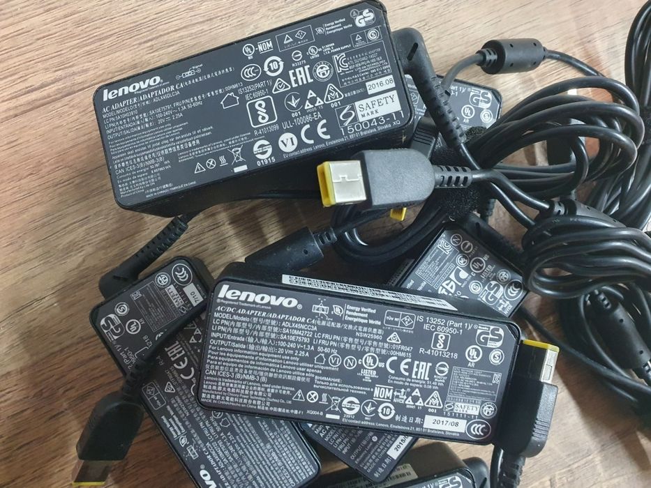 Зарядка зарядное блок живлення питання Lenovo USB Pin 45w оригінал