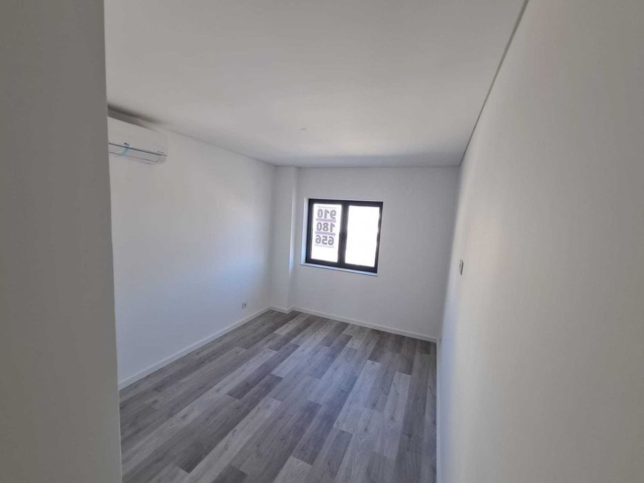 Excelente apartamento T3 semi-novo para arrendamemto