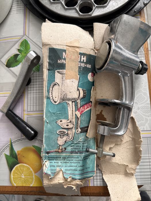 Кастрюля чайник кухонная посуда