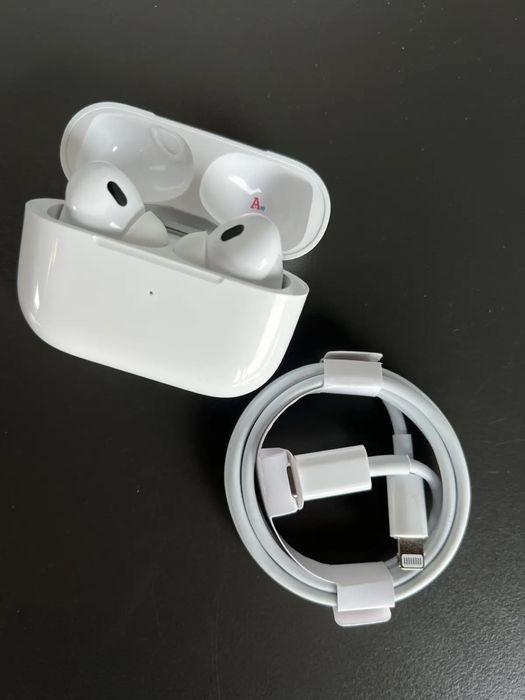 Подарочный набор 5 в 1(часы, павер, наушники, кабель…)