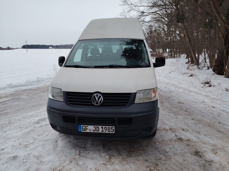 Volkswagen Transporter T5  9 osób Long