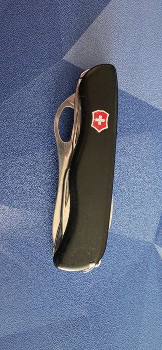 Victorinox Trailmaster One Hand Black uzywany