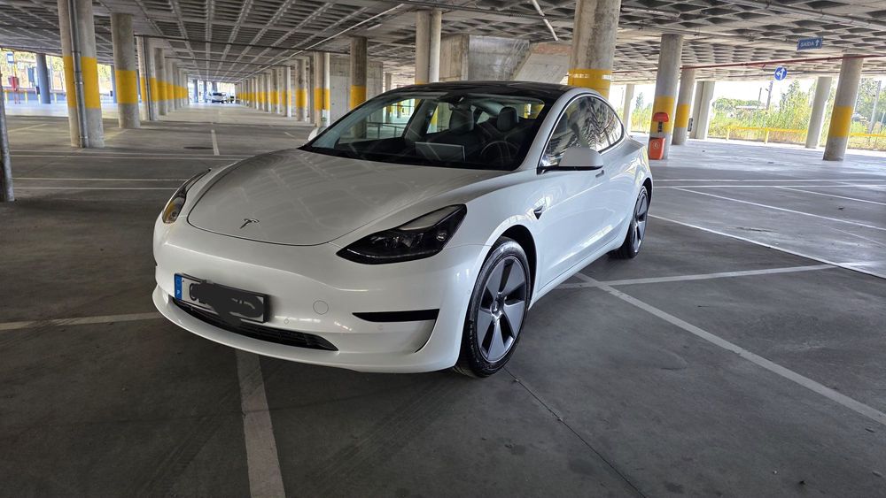 Tesla Modelo 3 stander Plus
