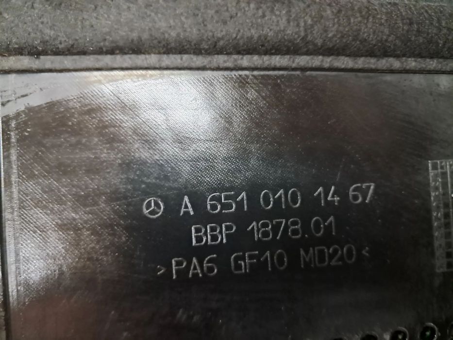 Tampa do Motor Mercedes Classe C W204 Classe E W212 CLS W218 W207
