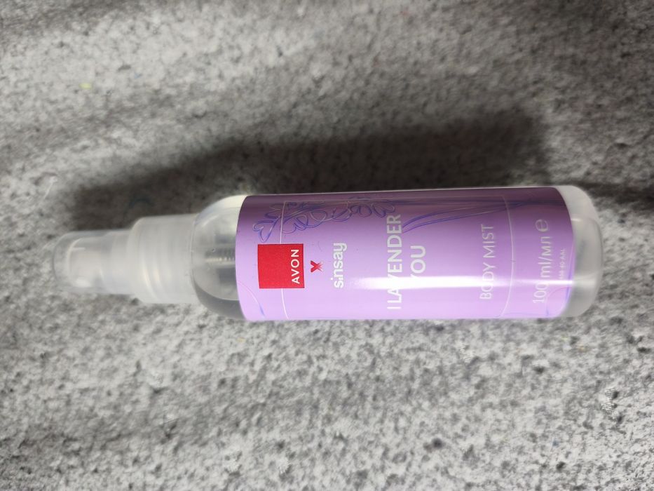 AVON Lawendowa mgiełka do ciała Sinsay – 100 ml