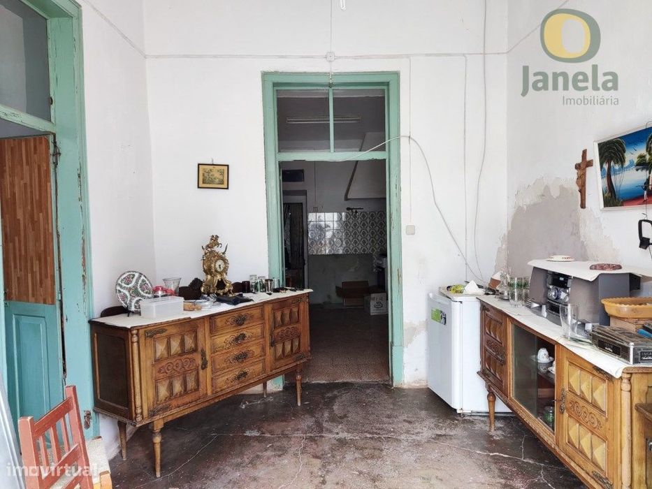 Casa por restaurar na Aldeia de Alte - Loulé