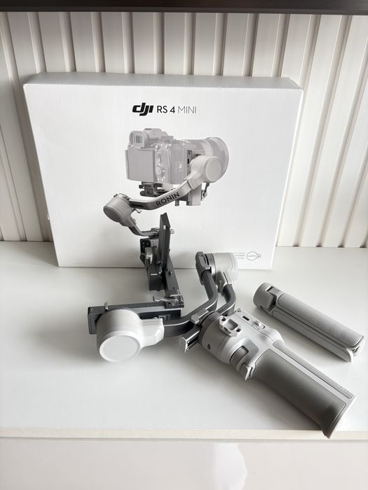 Gimbal DJ RS4 mini
