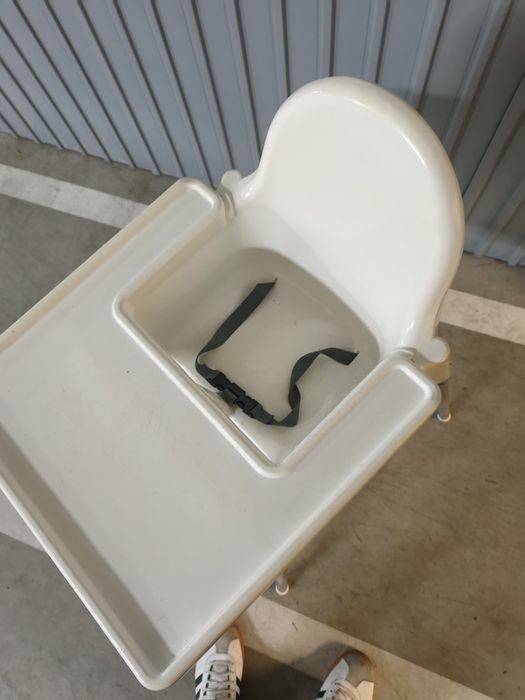 Cadeira de comer para bebé com tabuleiro Ikea