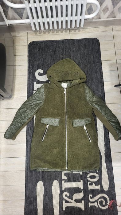 Продам куртку весна-осень