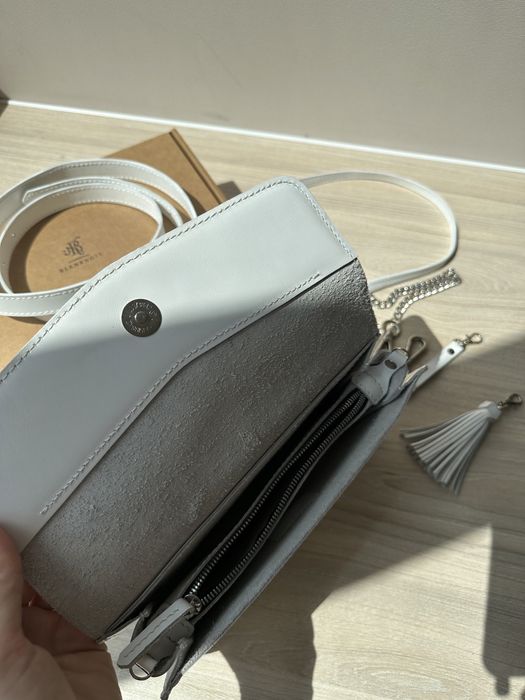 Кожаная женская белая сумка