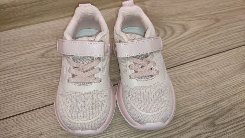 Дитячі кросівки 24 рожеві якісні