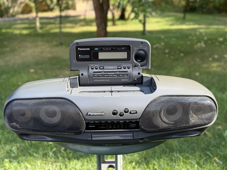 Продам магнитолу Panasonic RX-DT 707