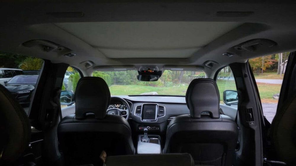 Volvo XC90 T6 Momentum      2019