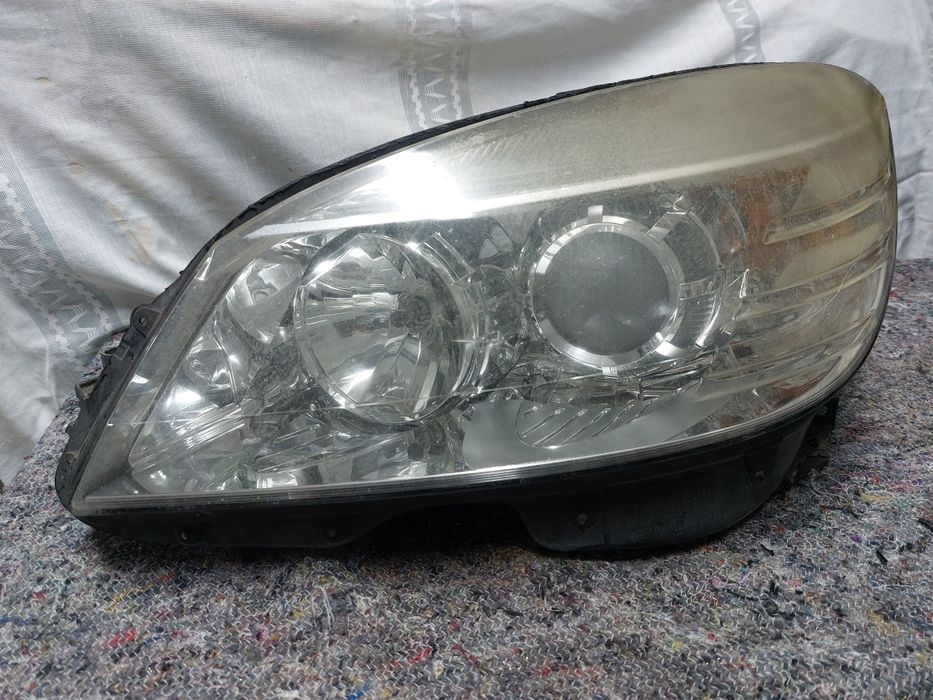 Faróis para mercedes W204