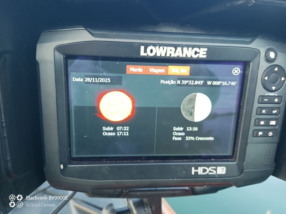 Sonda Lowrance HDS Carbon 7" + Total Scan