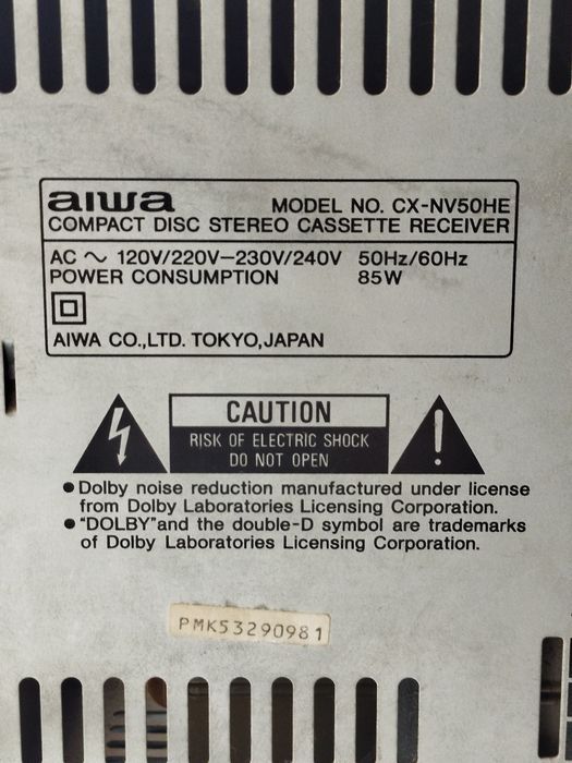 Музыкальный центр с двумя колонками  AIWA, Япония.