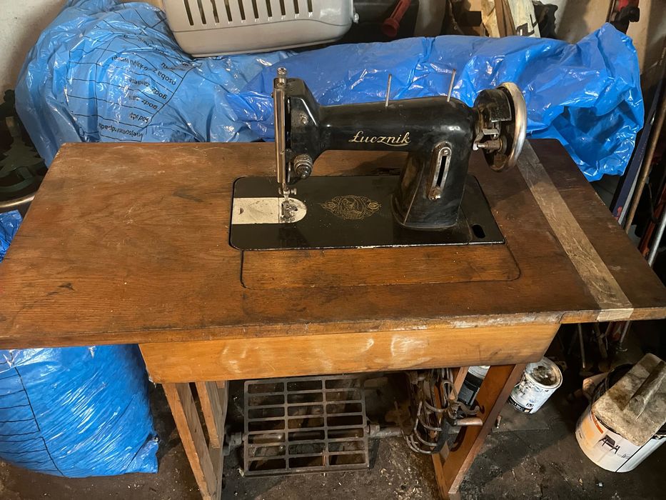 Maszyna do szycia Łucznik