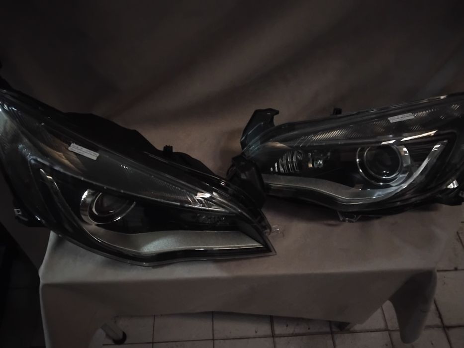 Conjunto de farois astra jota com xenon