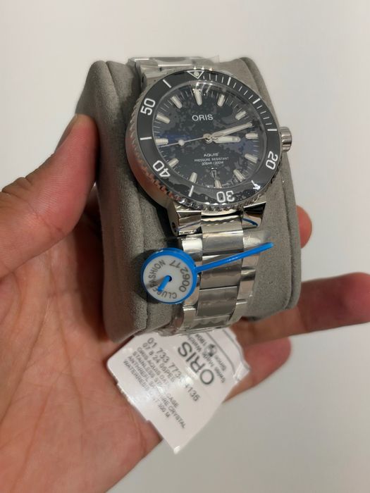 Oris Aquis Date