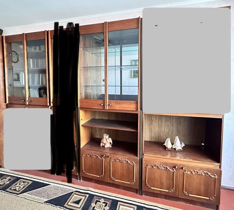 Сервант стінка гарнітур  посекційно