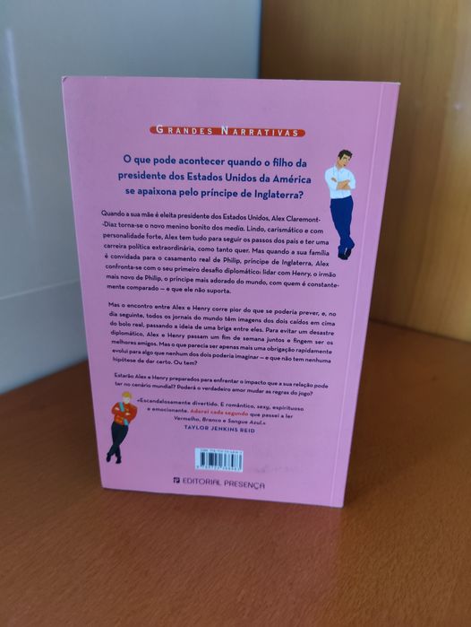 Livro Vermelho, branco e sangue azul de Casey McQuiston