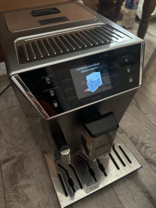 Кавова машина deLonghi PrimaDonna class