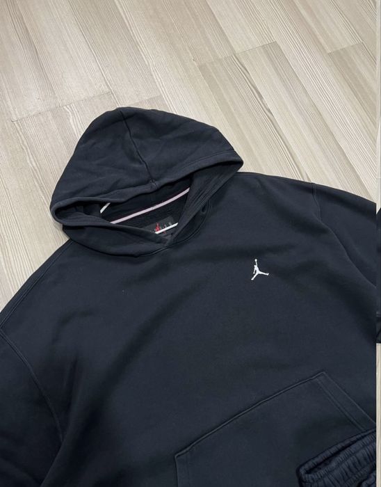 Продам костюм джордан