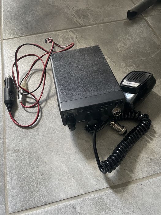 CB radio Midland Alan 109 z anteną