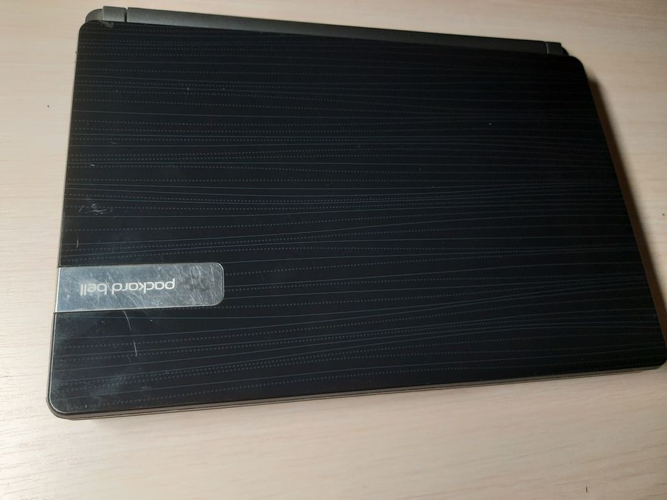 Нетбук  Packard bell