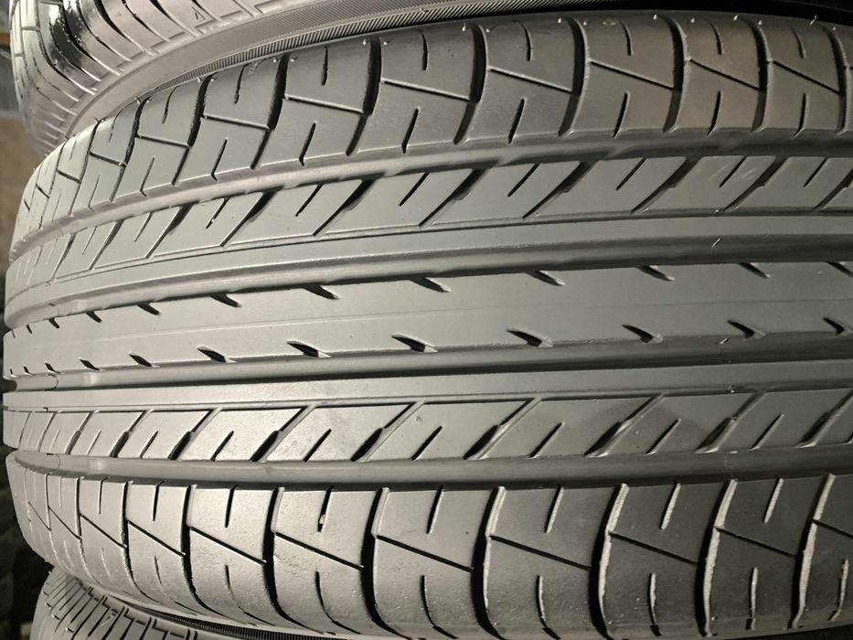 Шины б/у 225/55 R18 Yokohama  BluEarth