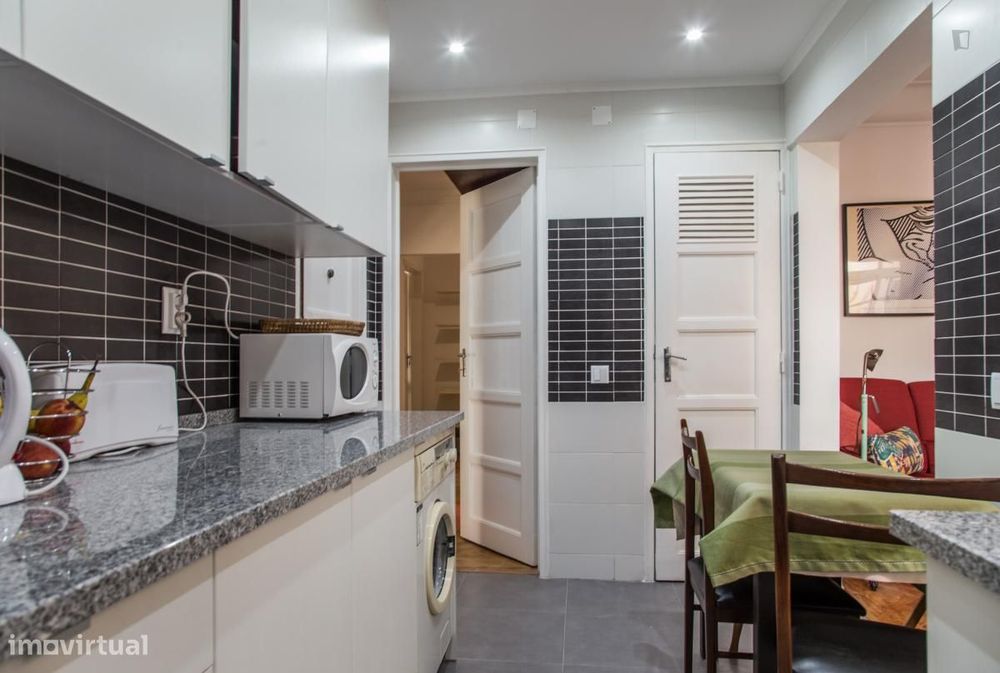 Quarto - localizado em Entrecampos Lisbon