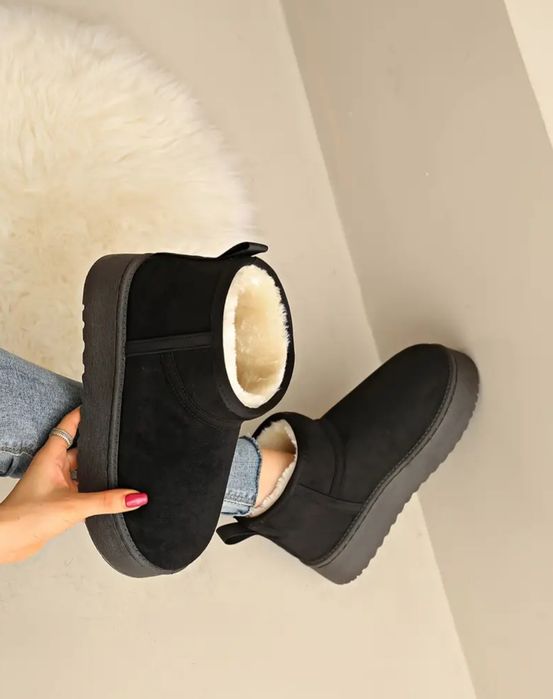 Уги на високій підошві 37 розмір