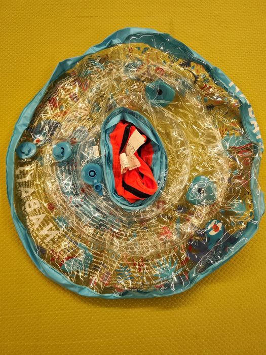 Boia Insuflável de Piscina com assento e pegas para Bebé de 7-15 kg