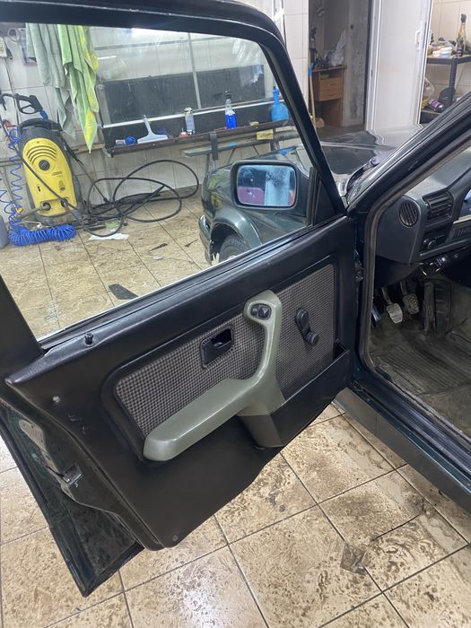 Bmw e30 2.0 m20 320i без торга!!