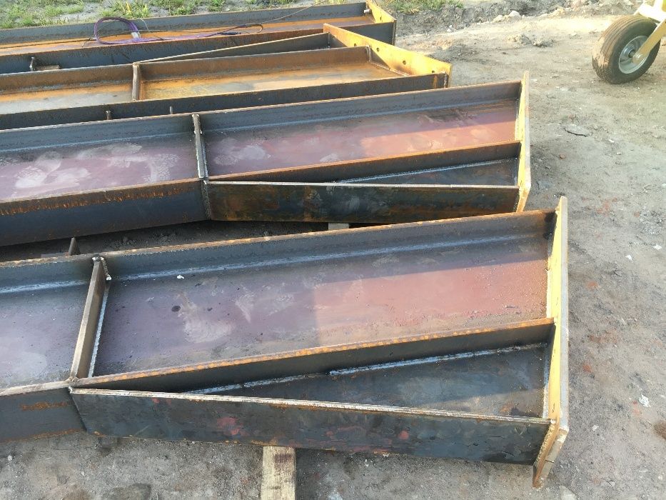 Konstrukcje stalowe, kratownice dachowe, dźwigary, spawanie, hala,