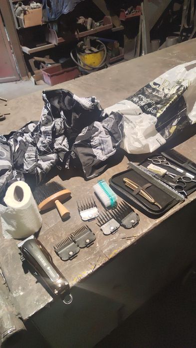 Vendo máquina de acabamento perfeito estado