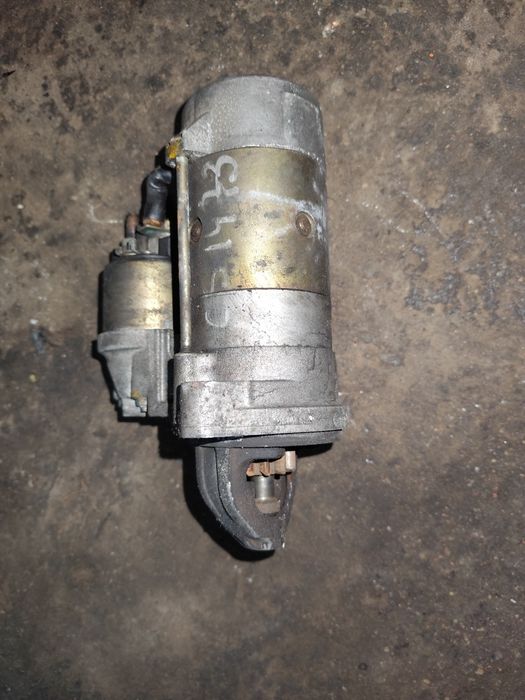 BMW E61 E60 530D rozrusznik automat