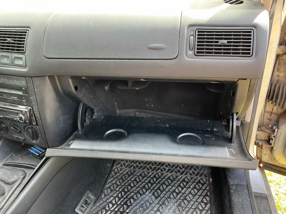 schowek pasażera przód przedni prawy vw golf iv 4 bora europa sprawny