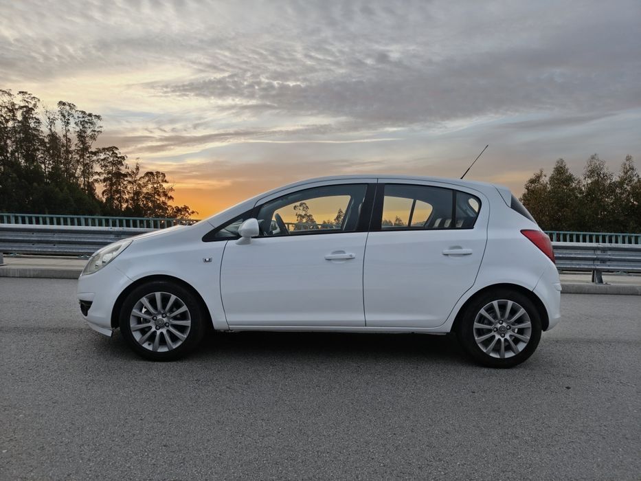 Opel Corsa D 1.2 80cv