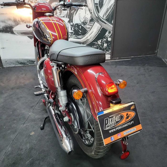 Jawa 300 cl 2020