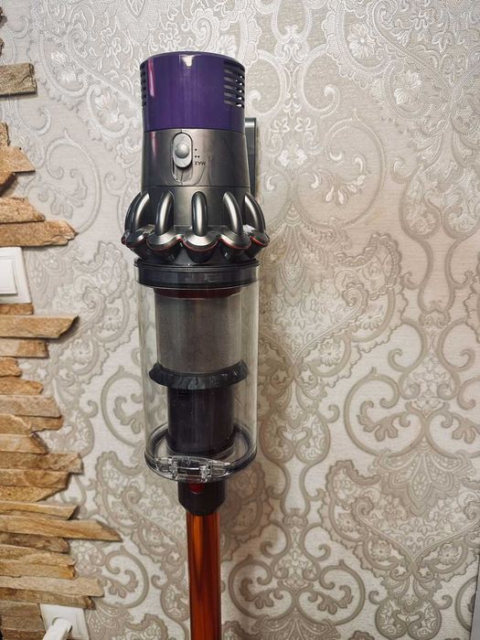 Вертикальний + ручний пилосос (2в1) Dyson Cyclone V10 Submarine ВІТРИННИЙ ВАРІАНТ
