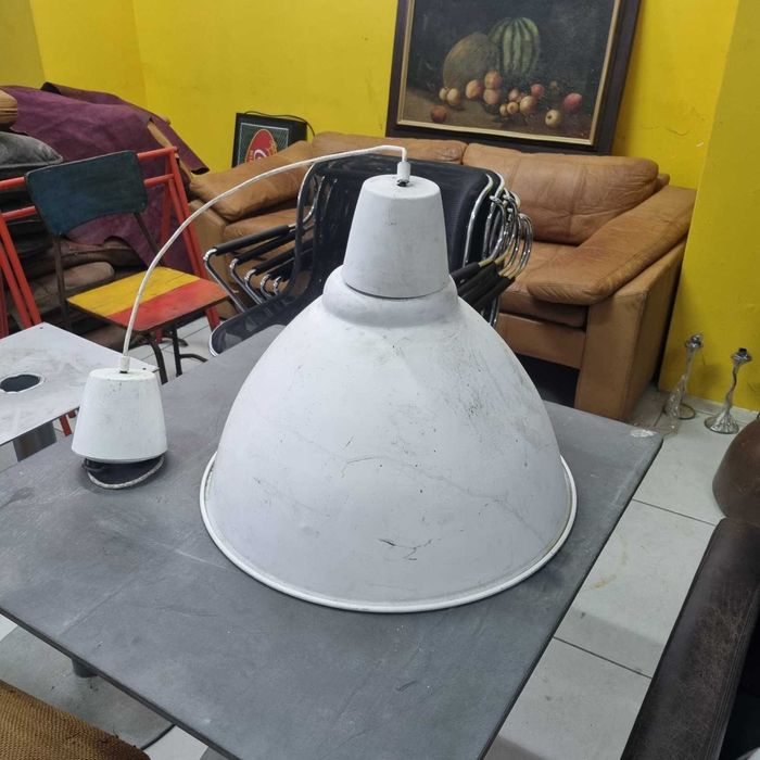 Candeeiro de tecto em chapa IKEA Branco + Abat Jour Preto