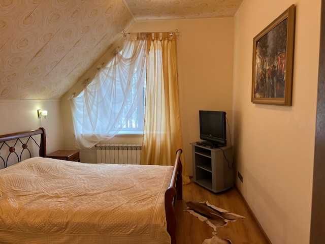 Здається будинок дуплекс (2 апартаменти ) в аренду на уикенды