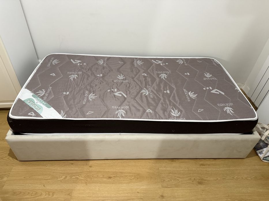 Cama 1,90 x 1,00 m com Arrumação — 200€ negociáveis