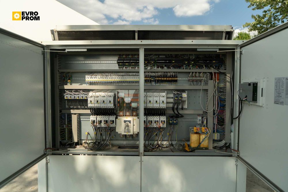 Чіллер / Чиллер Climaveneta NECS R B 3218 746 кВт. Охолоджувач рідини.