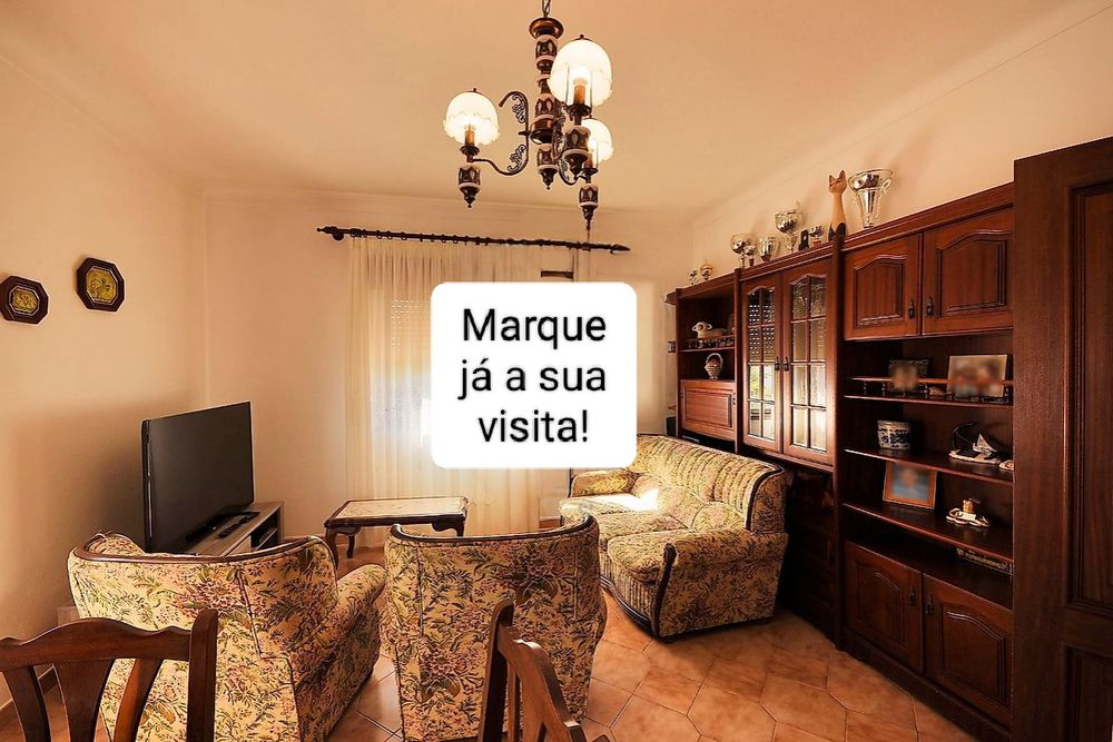 Fantástica moradia V2 + 3  2  

!