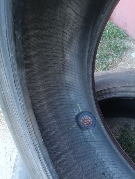 Продам резину Bridgestone 235 55 17