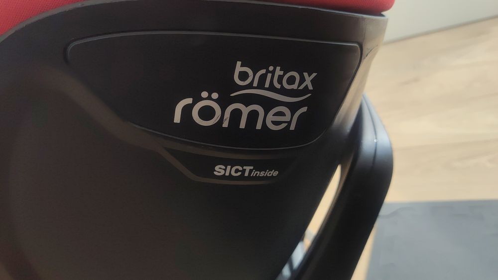Fotelik Britax  Dualfix M i-Size