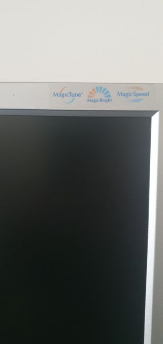 Monitor Samsung 701N432745507633899521